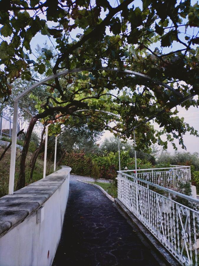 Villa Margherita ซานโจวานนี เตอาติโน ภายนอก รูปภาพ