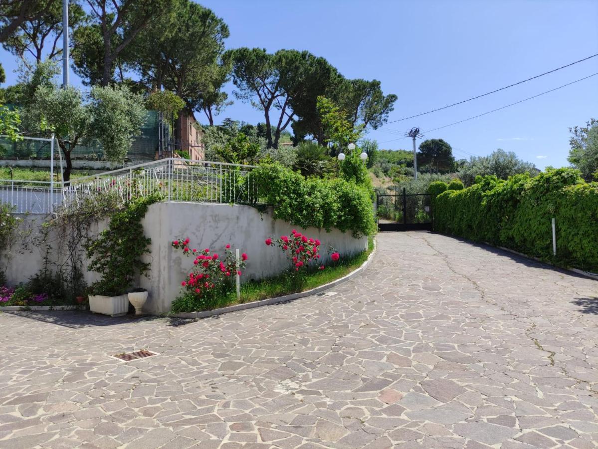 Villa Margherita ซานโจวานนี เตอาติโน ภายนอก รูปภาพ