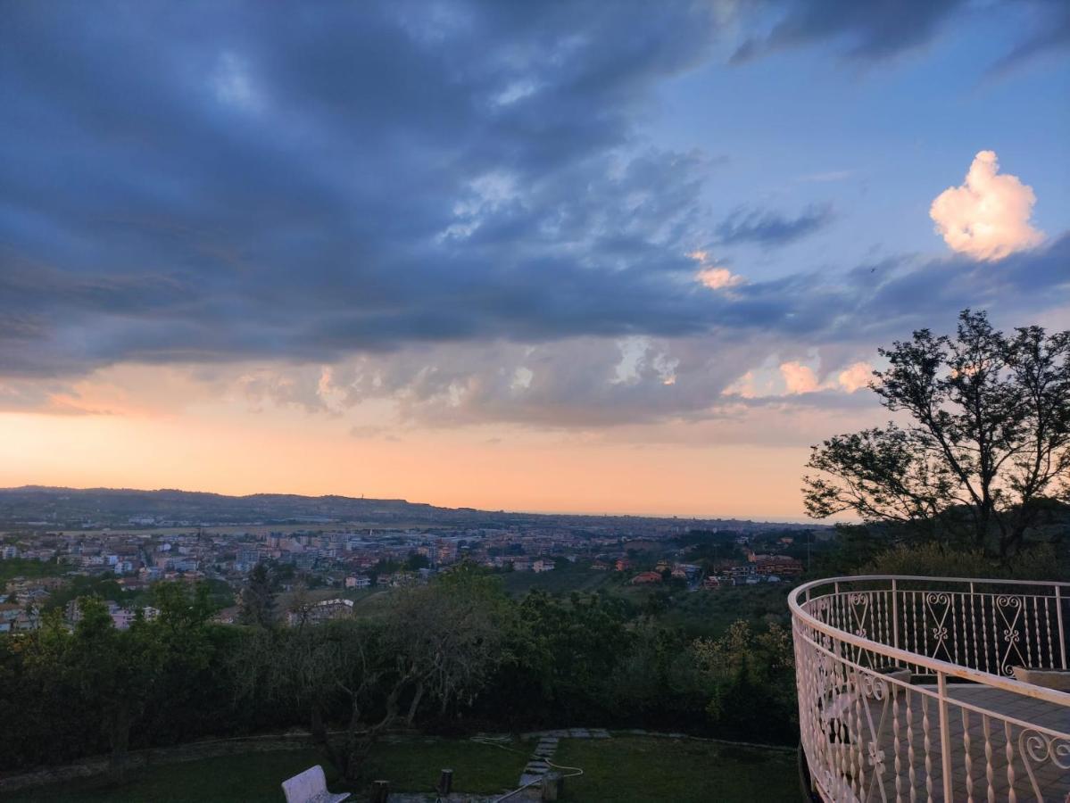 Villa Margherita ซานโจวานนี เตอาติโน ภายนอก รูปภาพ